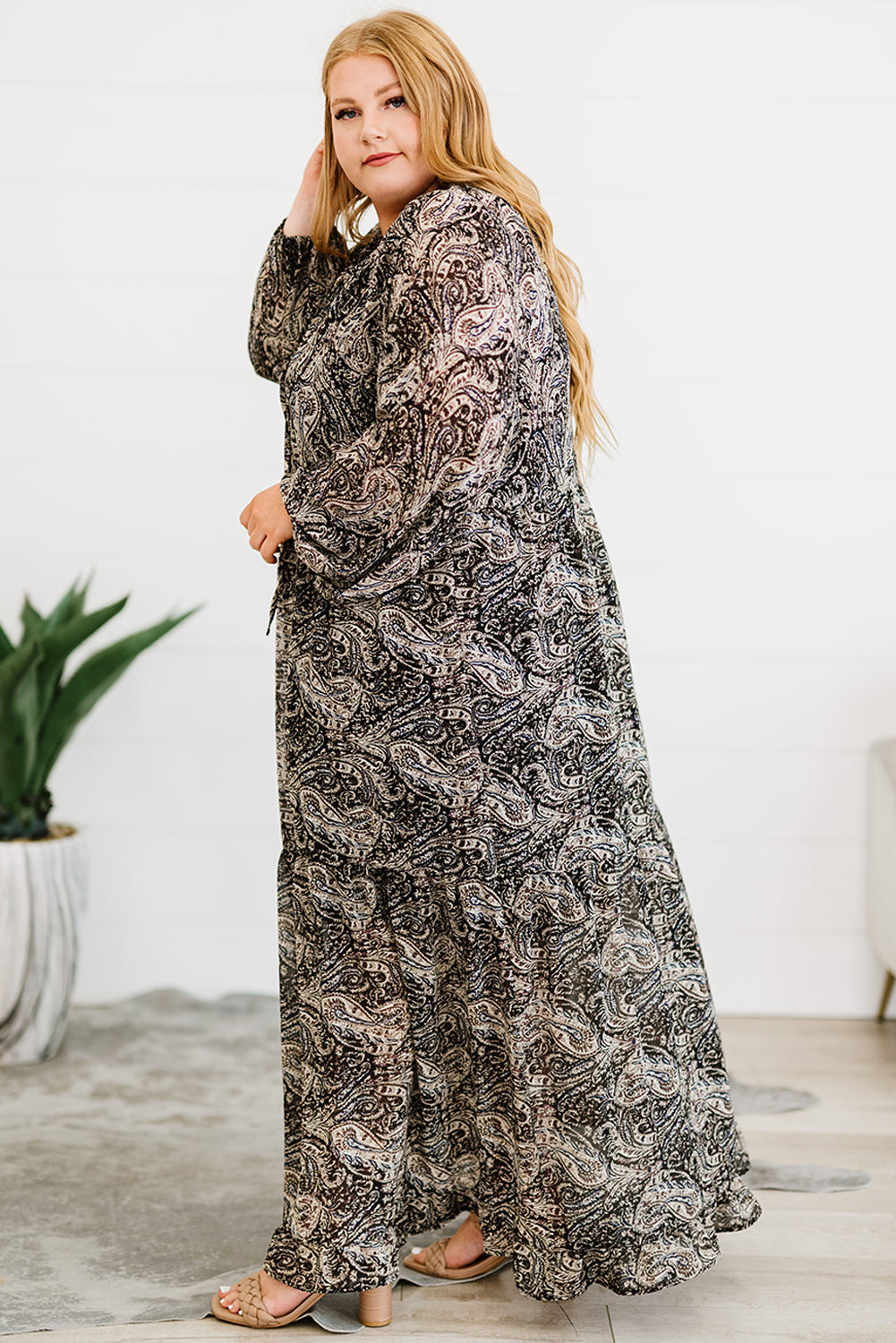 Plus Size Paisley Print Balloon Sleeve Maxi Dress